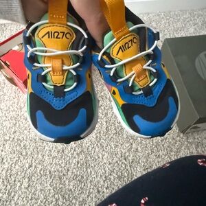 Nike Air Max 270 RT TD - Black and Pink